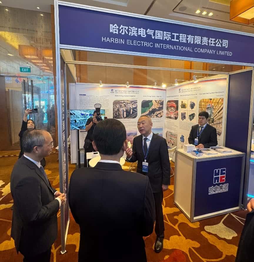 aa4a6efa57125cc9e4dddcc3b955a8e